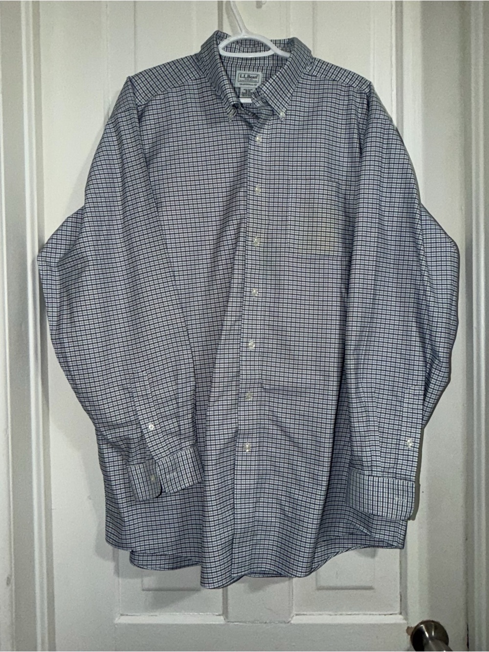 L.L. Bean Men's 18-36 shirt Blue and White Small Check Button-Down Shirt
